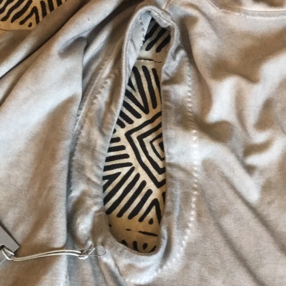 Tart gray Vest with pockets size small - Picture 4 of 8